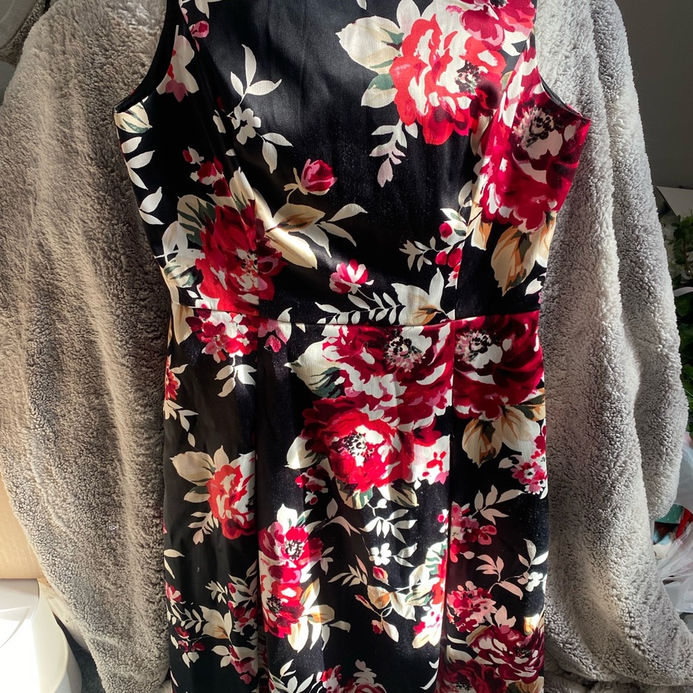 White House Black Market Black and Red Floral Midi Dress